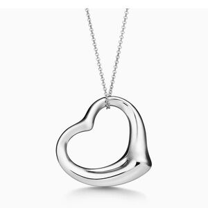 Tiffany & Co. Silver Open Heart Necklace. Elsa Peretti